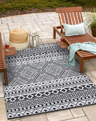 Premium Stain Proof Rain Proof Lightweight Reversible Plastic Outdoor Rug (8x10, Black/White)