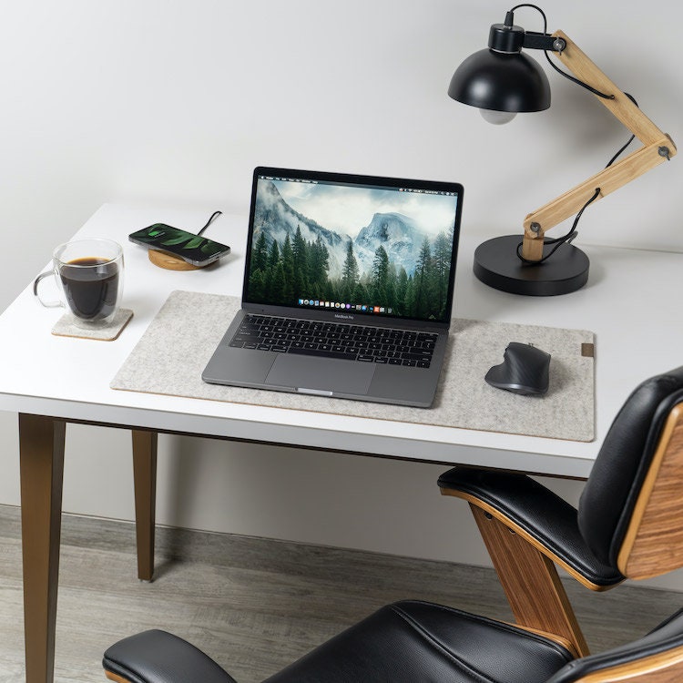 Workplace Desk Mat (Large) – Tiradia Cork
